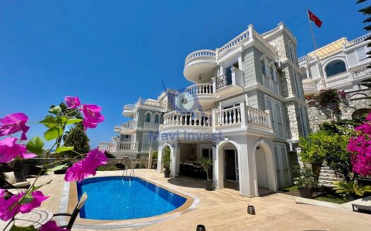 Luxury villa - Konakli